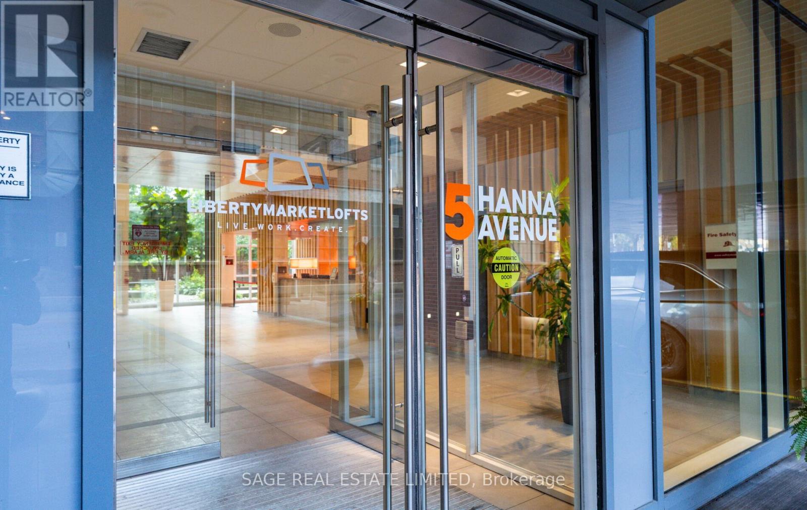 718 - 5 Hanna Avenue, Toronto, Ontario  M6K 0B3 - Photo 3 - C12451403