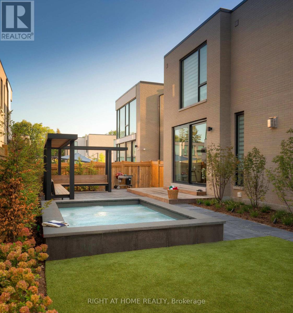 15 Fairmeadow Avenue, Toronto (St. Andrew-Windfields), Ontario  M2P 0A5 - Photo 34 - C12451429