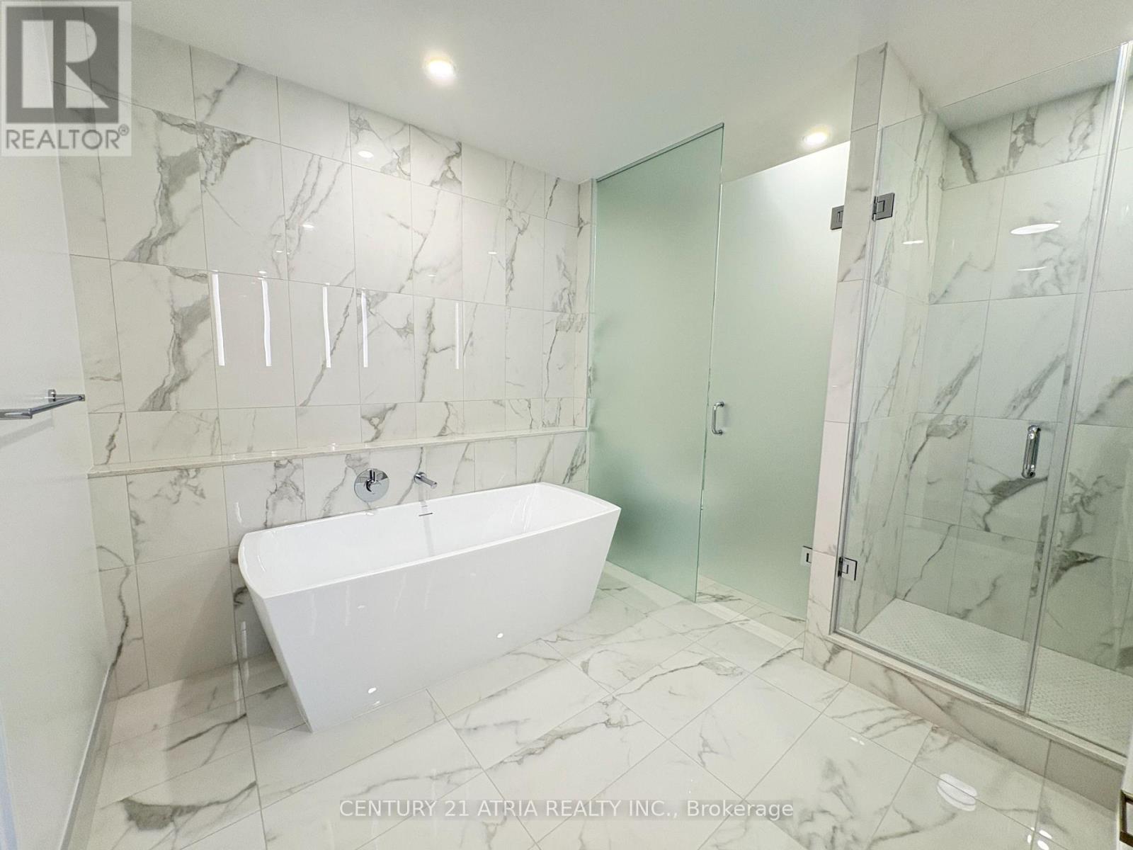 605 - 397 Royal Orchard Boulevard, Markham, Ontario  L3T 0H3 - Photo 31 - N12450111