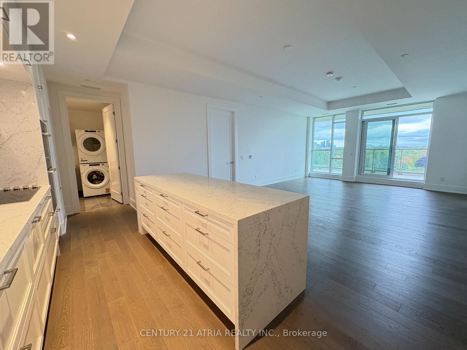 605 - 397 Royal Orchard Boulevard, Markham, Ontario  L3T 0H3 - Photo 6 - N12450111