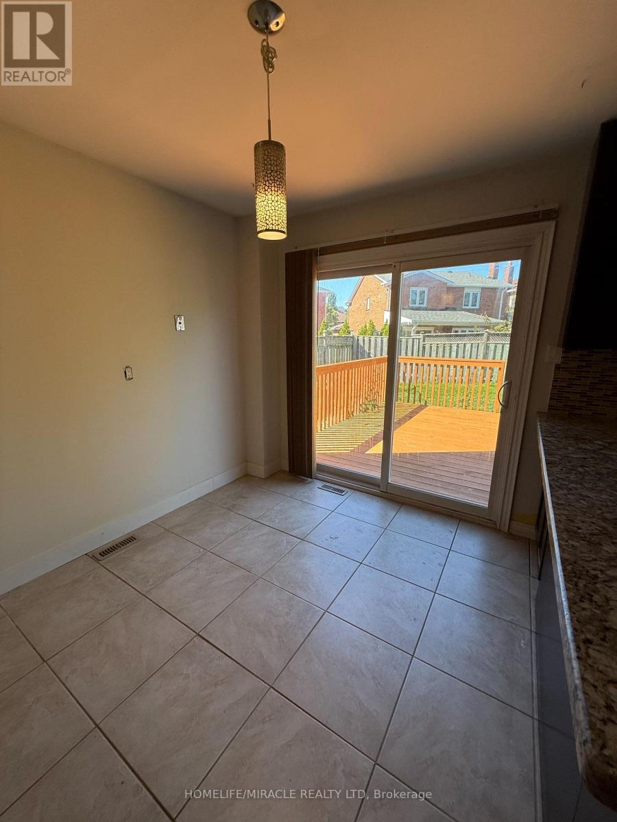 580 Daylight Crescent, Pickering (Woodlands), Ontario  L1V 6A9 - Photo 14 - E12451287