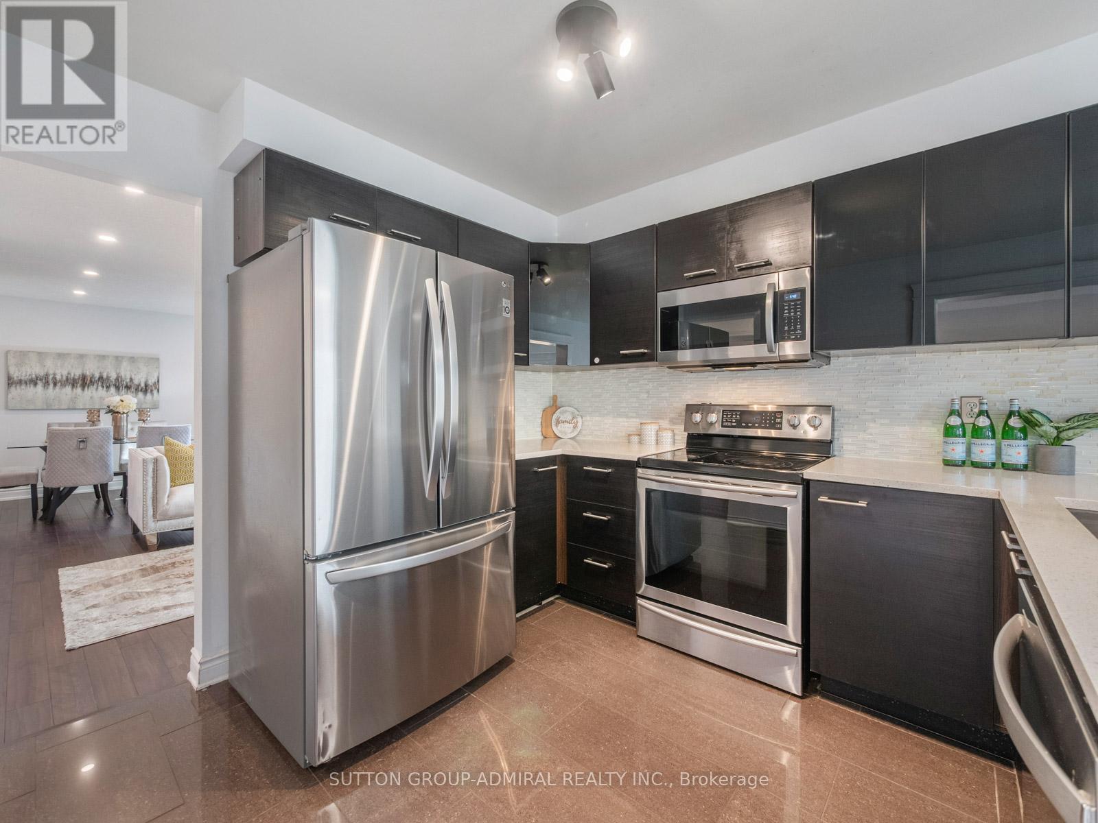 104 Humphrey Drive, Ajax, Ontario  L1S 4Y9 - Photo 10 - E12451307