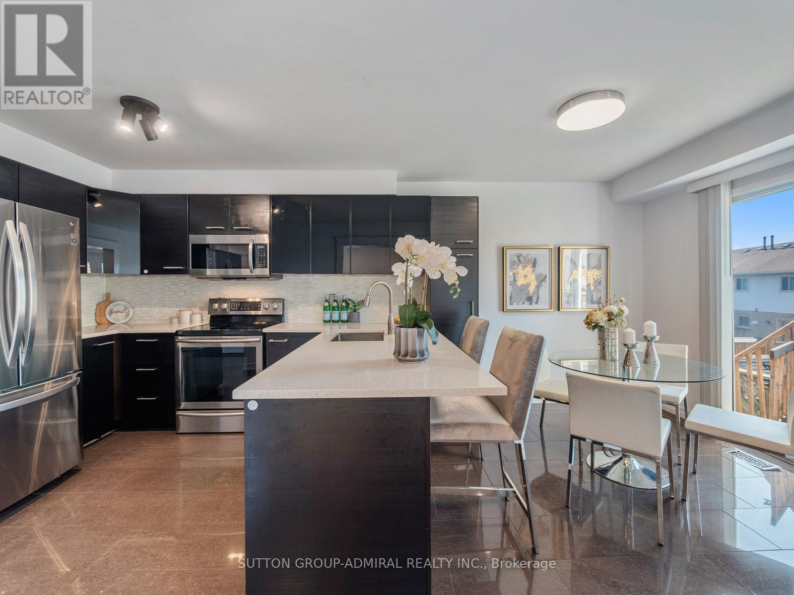 104 Humphrey Drive, Ajax, Ontario  L1S 4Y9 - Photo 11 - E12451307