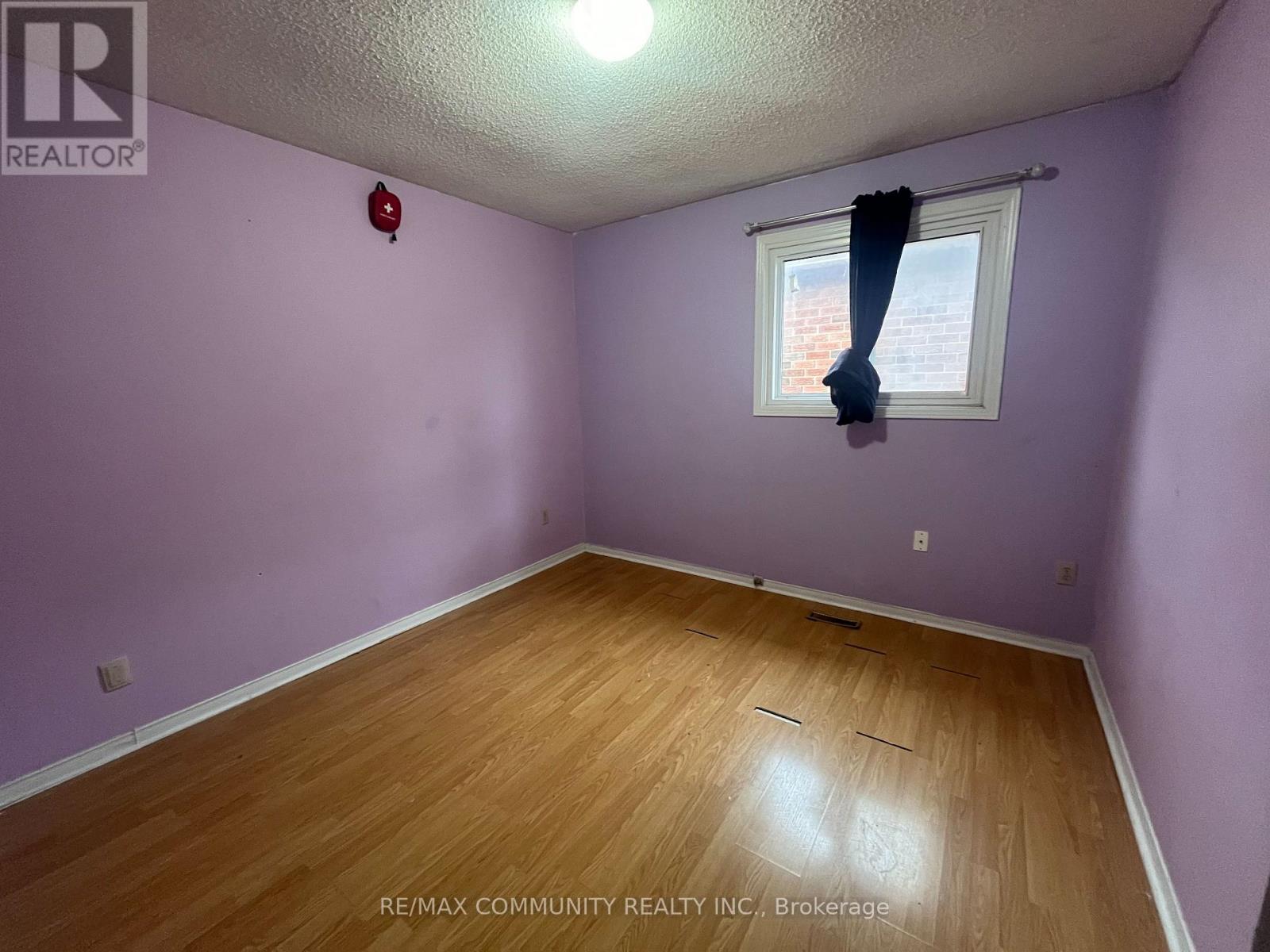 40 Furrow Drive, Whitby (Rolling Acres), Ontario  L1R 1Y6 - Photo 10 - E12451310
