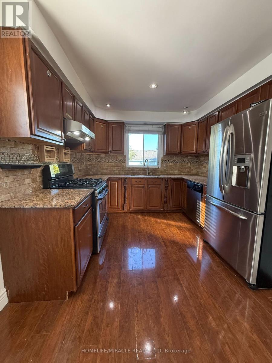 44 Knapton Avenue, Ajax (Central), Ontario  L1S 5W1 - Photo 8 - E12451322