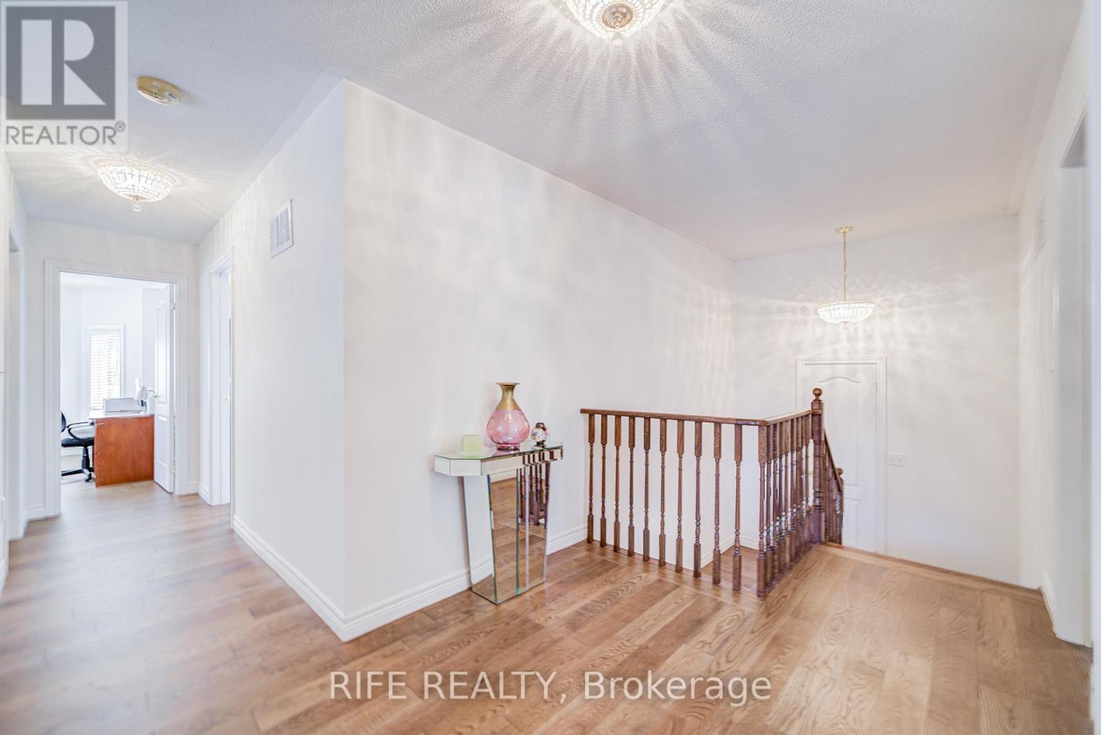 106 Craggview Drive, Toronto (West Hill), Ontario  M1E 2L8 - Photo 12 - E12451395