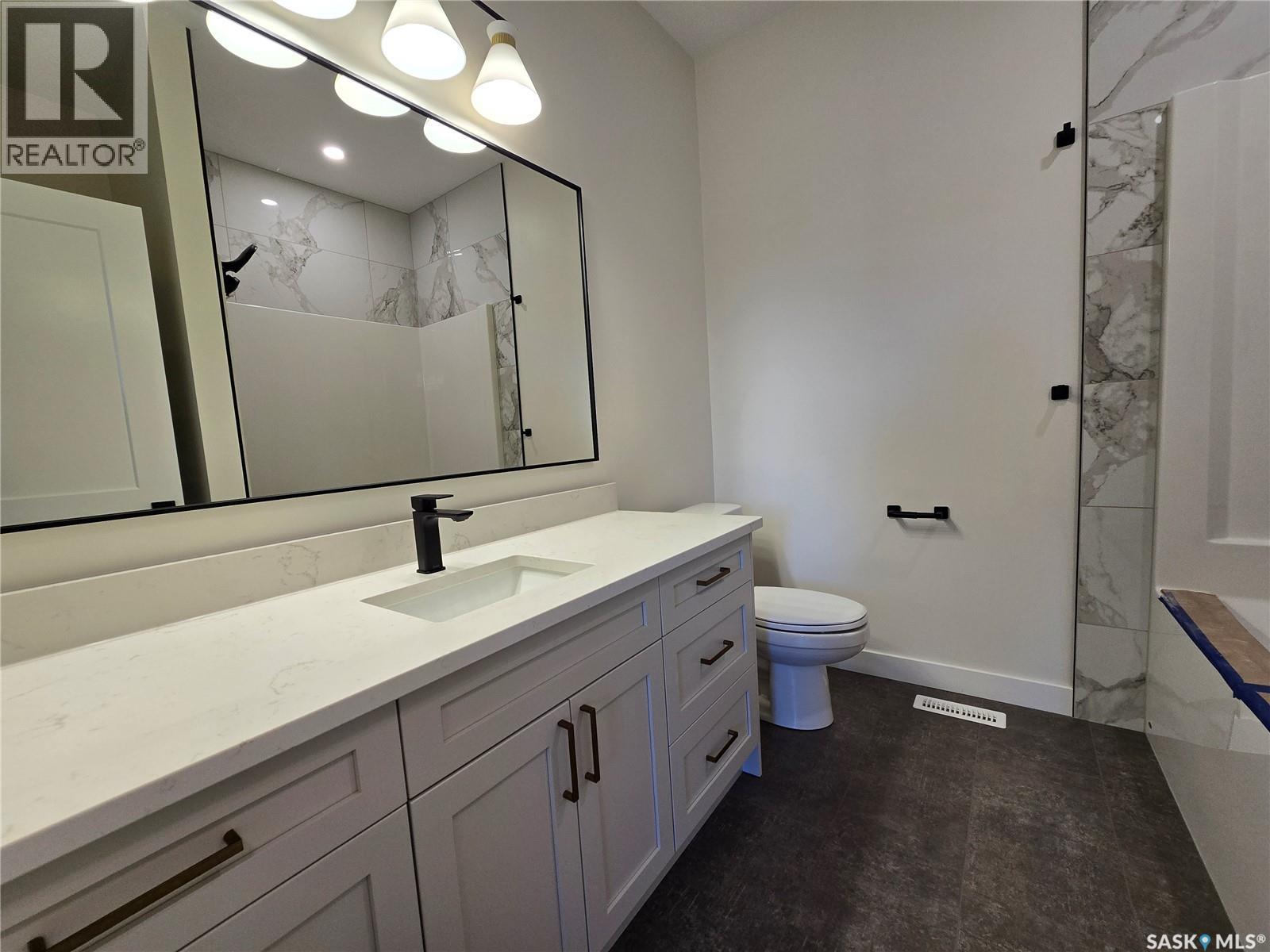 3 Kenney Crescent, Weyburn, Saskatchewan  S4H 0K5 - Photo 32 - SK016290