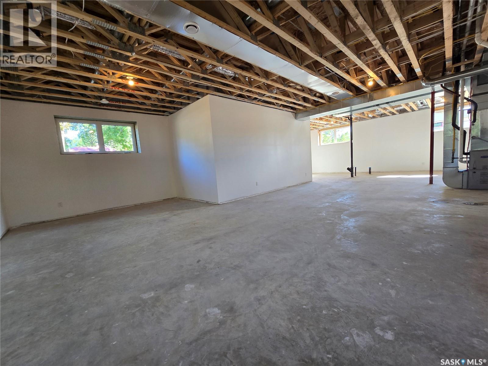3 Kenney Crescent, Weyburn, Saskatchewan  S4H 0K5 - Photo 35 - SK016290