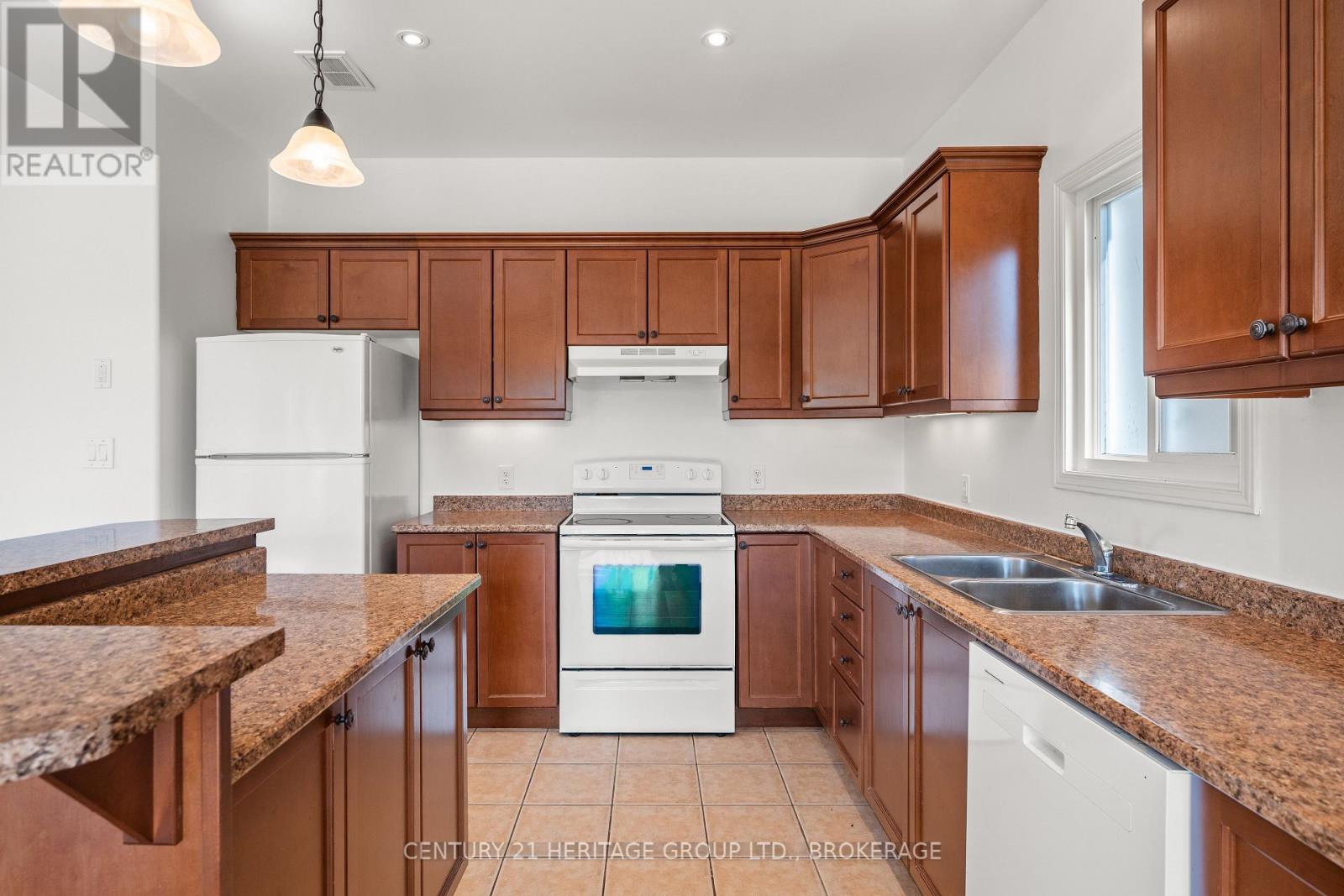 724 Margaret Way, Kingston, Ontario  K7K 0B9 - Photo 23 - X12451519