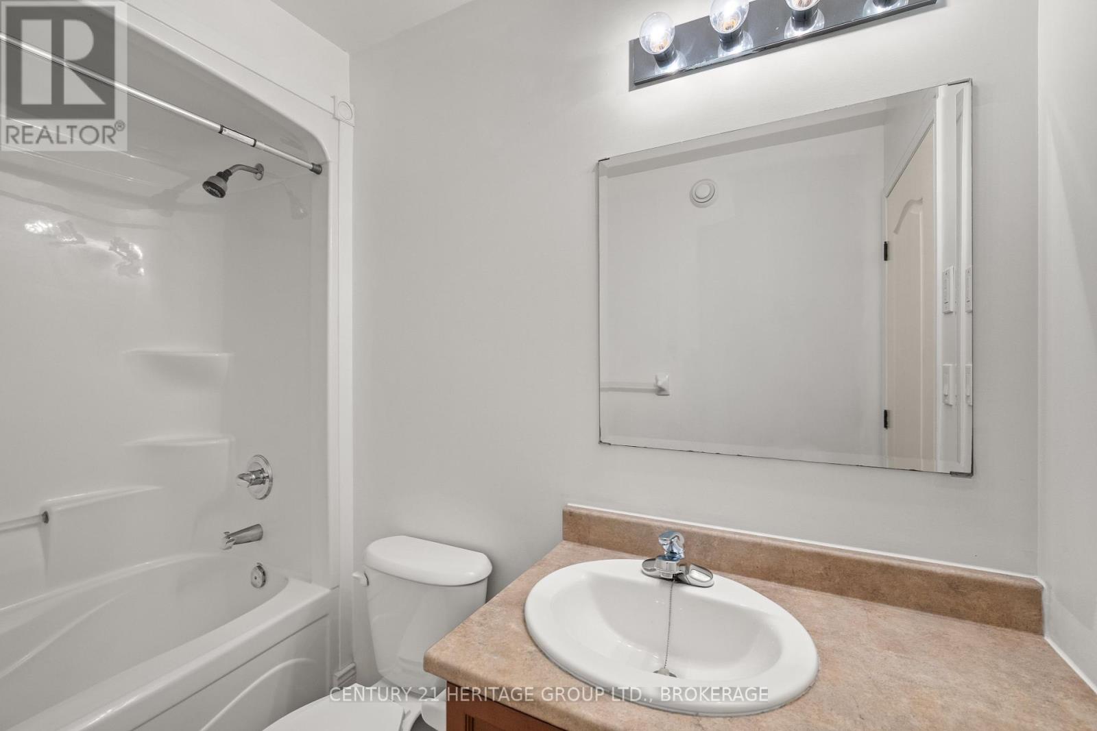 724 Margaret Way, Kingston, Ontario  K7K 0B9 - Photo 30 - X12451519