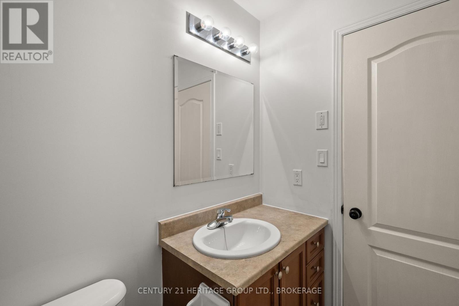 724 Margaret Way, Kingston, Ontario  K7K 0B9 - Photo 31 - X12451519