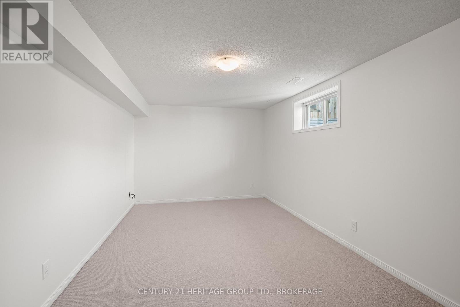724 Margaret Way, Kingston, Ontario  K7K 0B9 - Photo 41 - X12451519