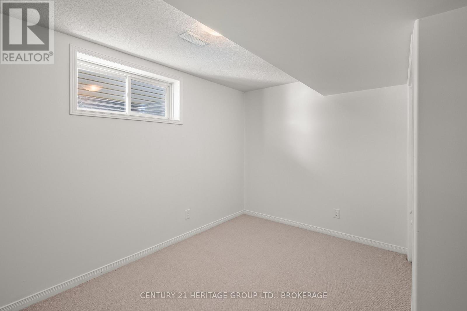724 Margaret Way, Kingston, Ontario  K7K 0B9 - Photo 44 - X12451519