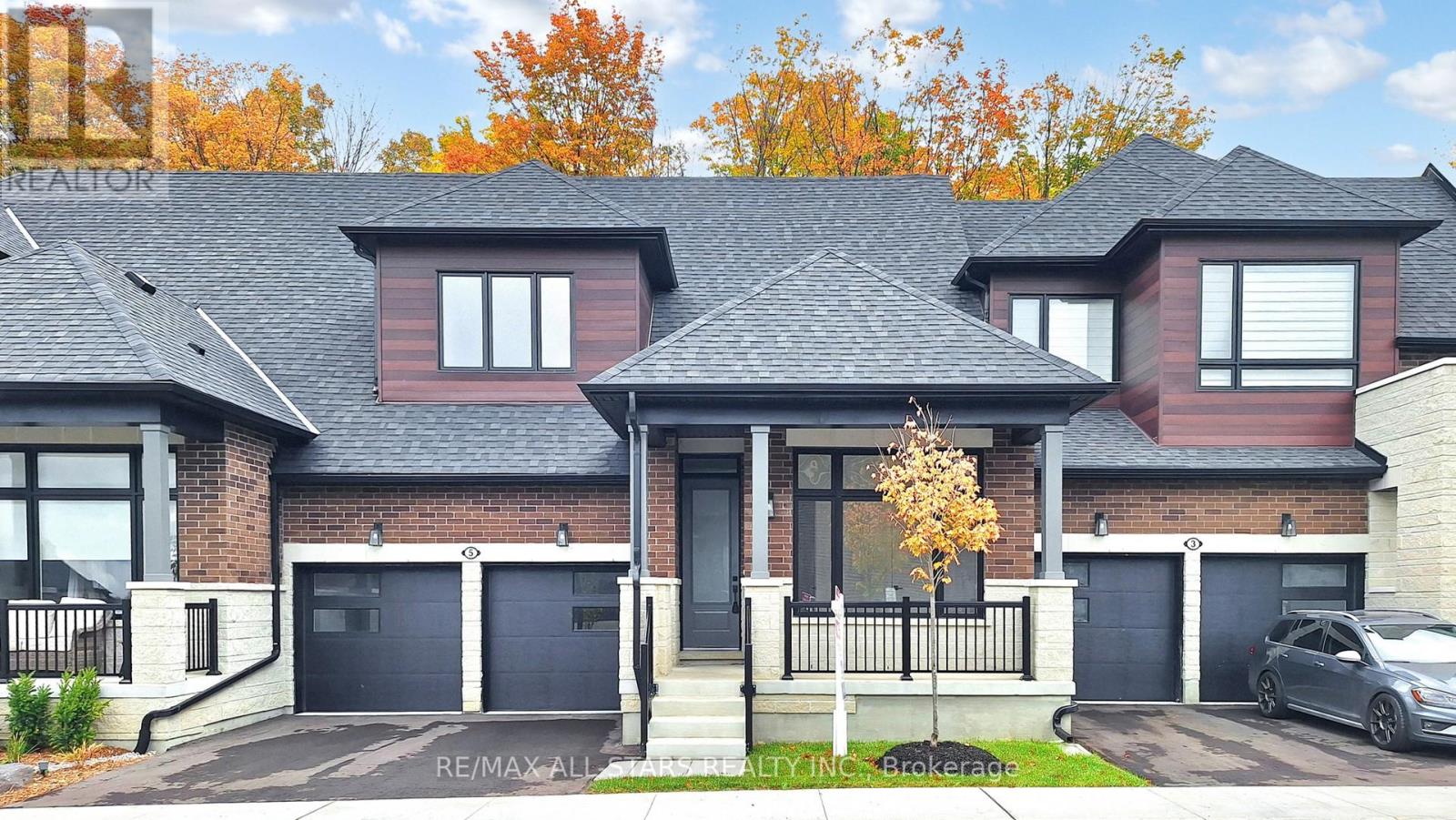 5 Vern Robertson Gate, Uxbridge, Ontario  L9P 0R9 - Photo 2 - N12451281