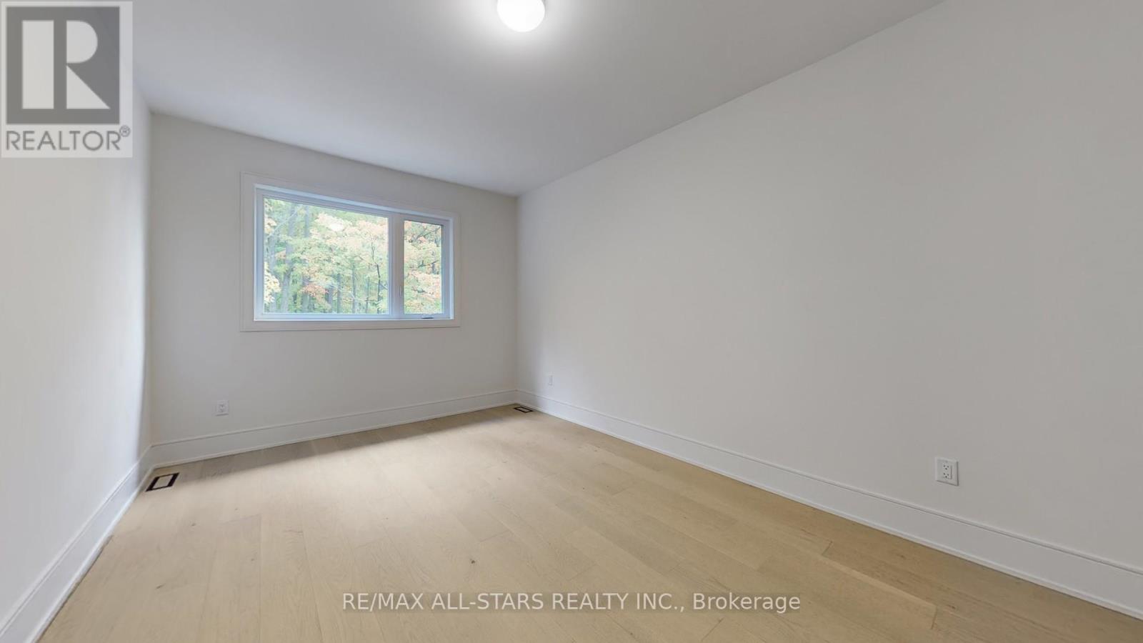 5 Vern Robertson Gate, Uxbridge, Ontario  L9P 0R9 - Photo 31 - N12451281