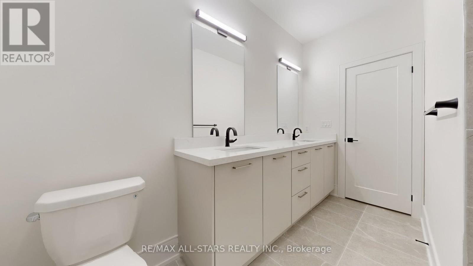 5 Vern Robertson Gate, Uxbridge, Ontario  L9P 0R9 - Photo 35 - N12451281