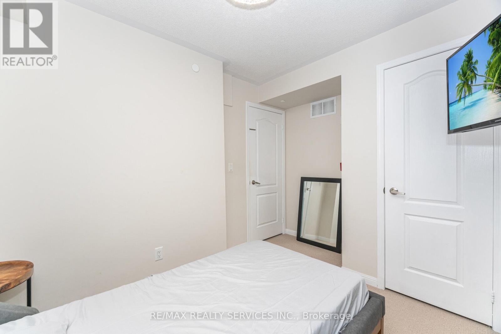 106 - 9589 Keele Street, Vaughan (Maple), Ontario  L6A 5M1 - Photo 34 - N12451350