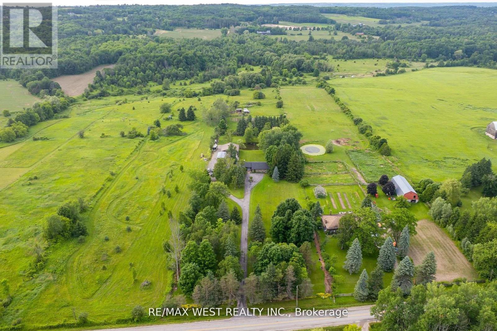 5878 4th Line, New Tecumseth, Ontario  L0G 1W0 - Photo 1 - N12451409