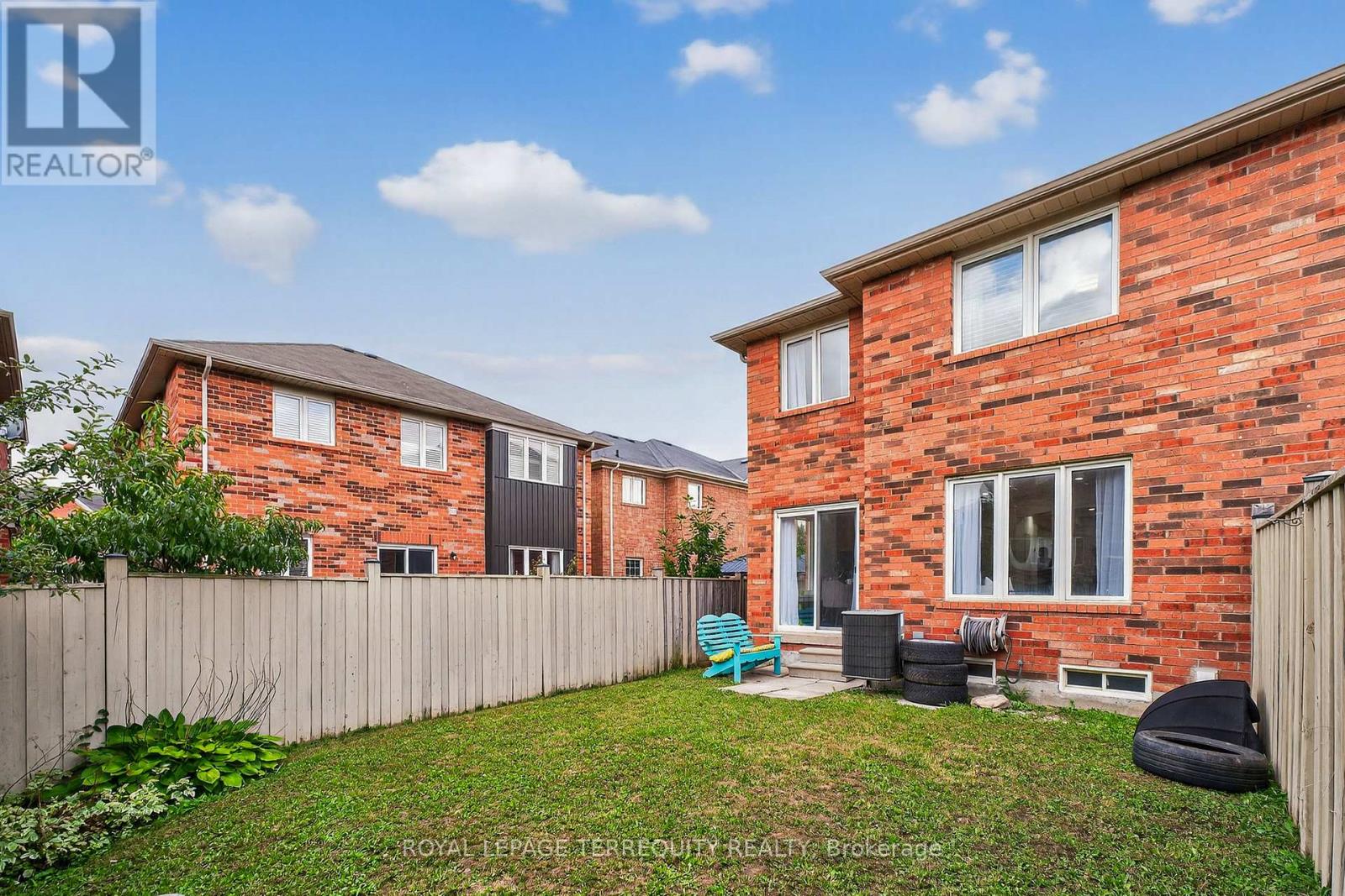 319 Penndutch Circle, Whitchurch-Stouffville (Stouffville), Ontario  L4A 0P2 - Photo 26 - N12451416
