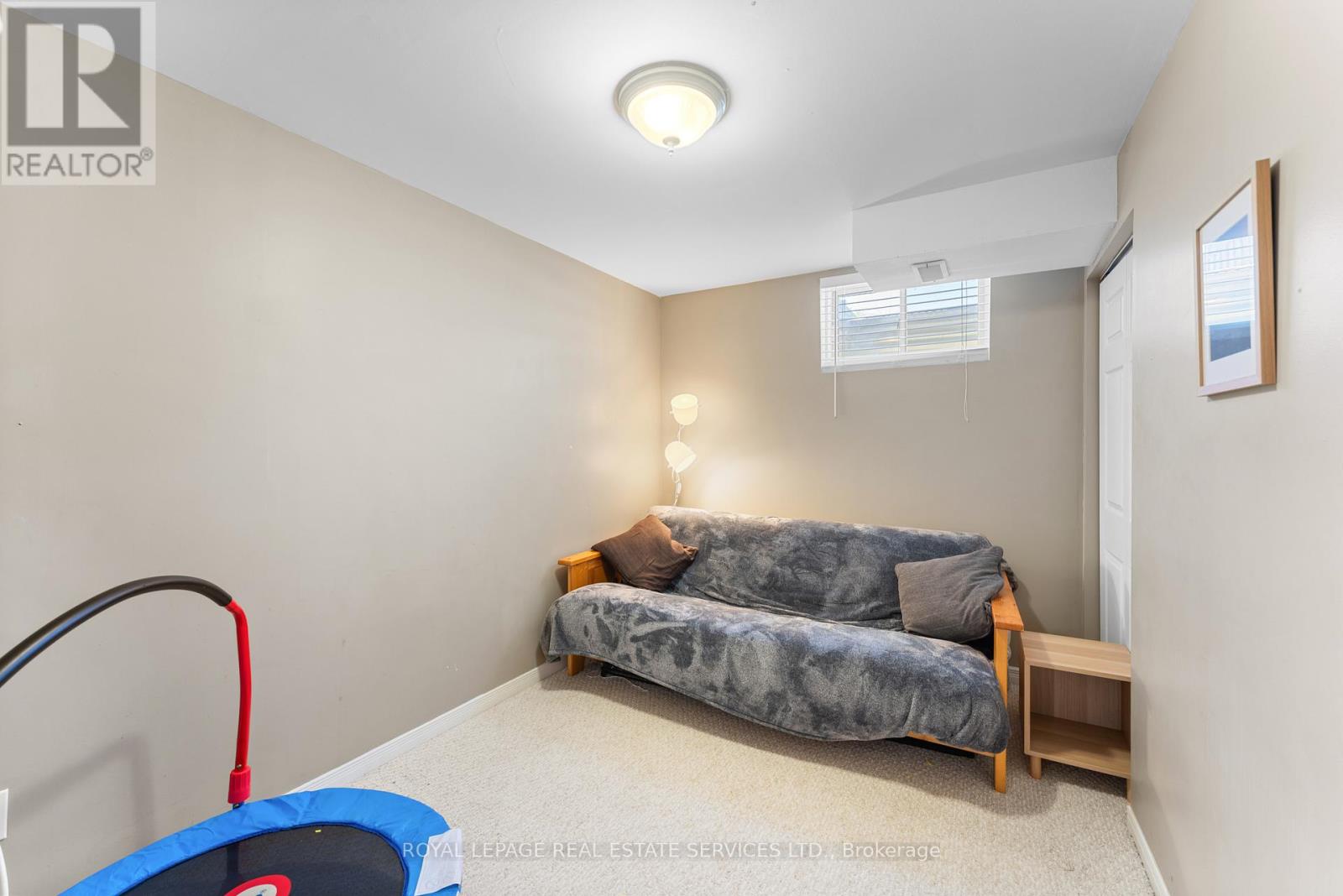 4 Weymouth Road, Barrie, Ontario  L4M 6R9 - Photo 16 - S12451294