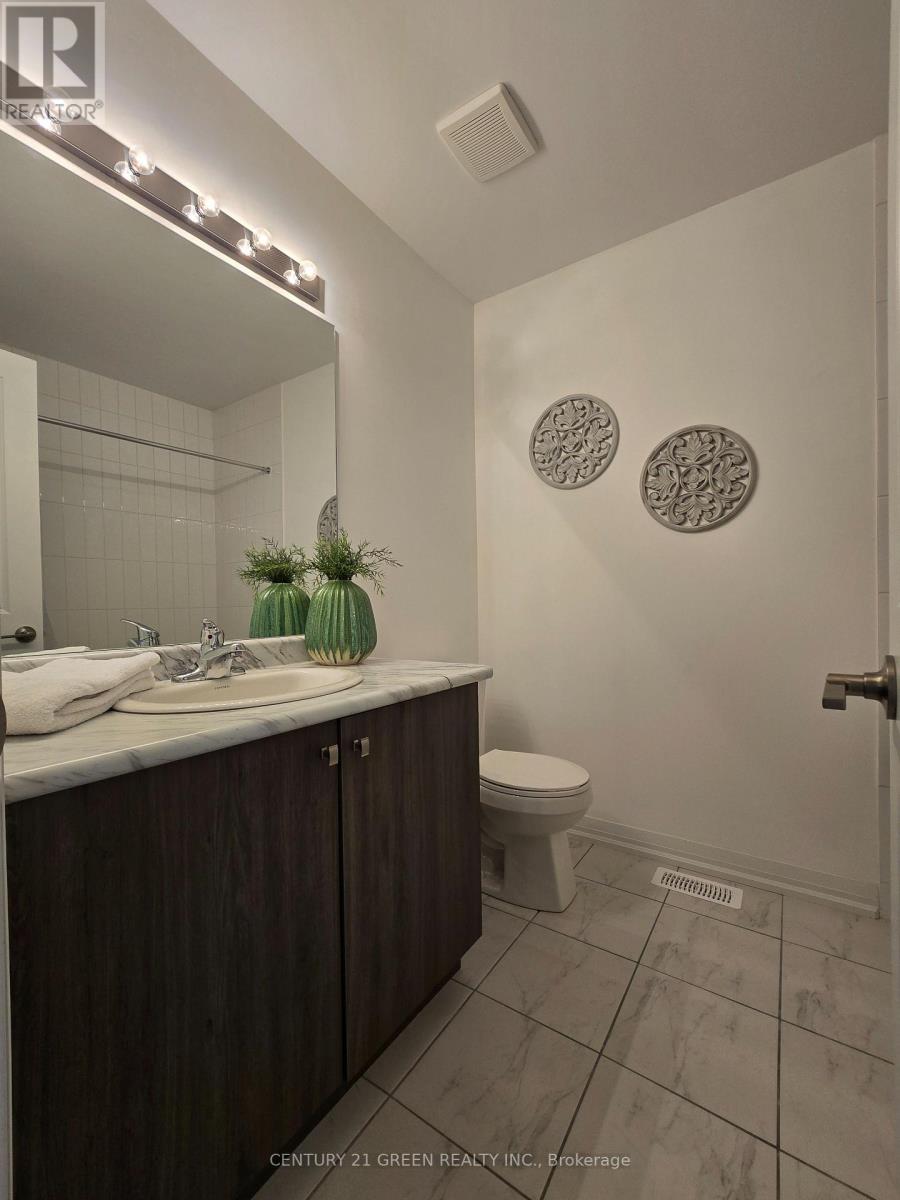49 Koda Street, Barrie, Ontario  L9J 0H7 - Photo 23 - S12451304