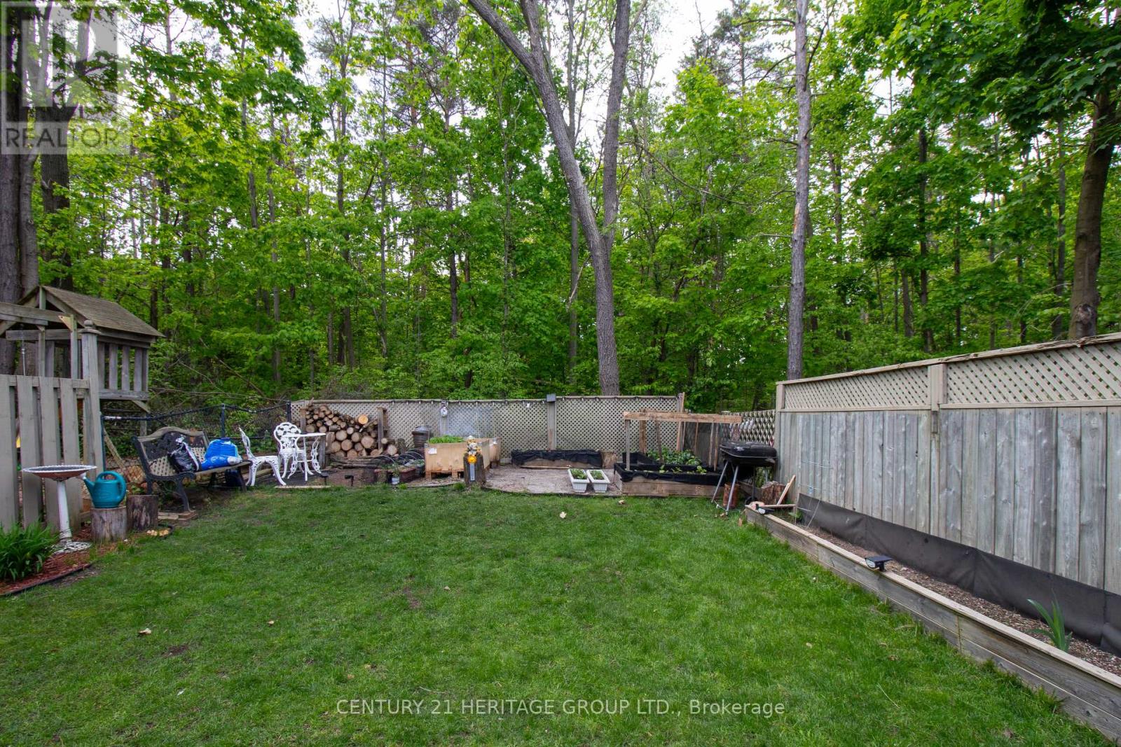 250 Ferndale Drive S, Barrie, Ontario  L4N 8J9 - Photo 23 - S12451317
