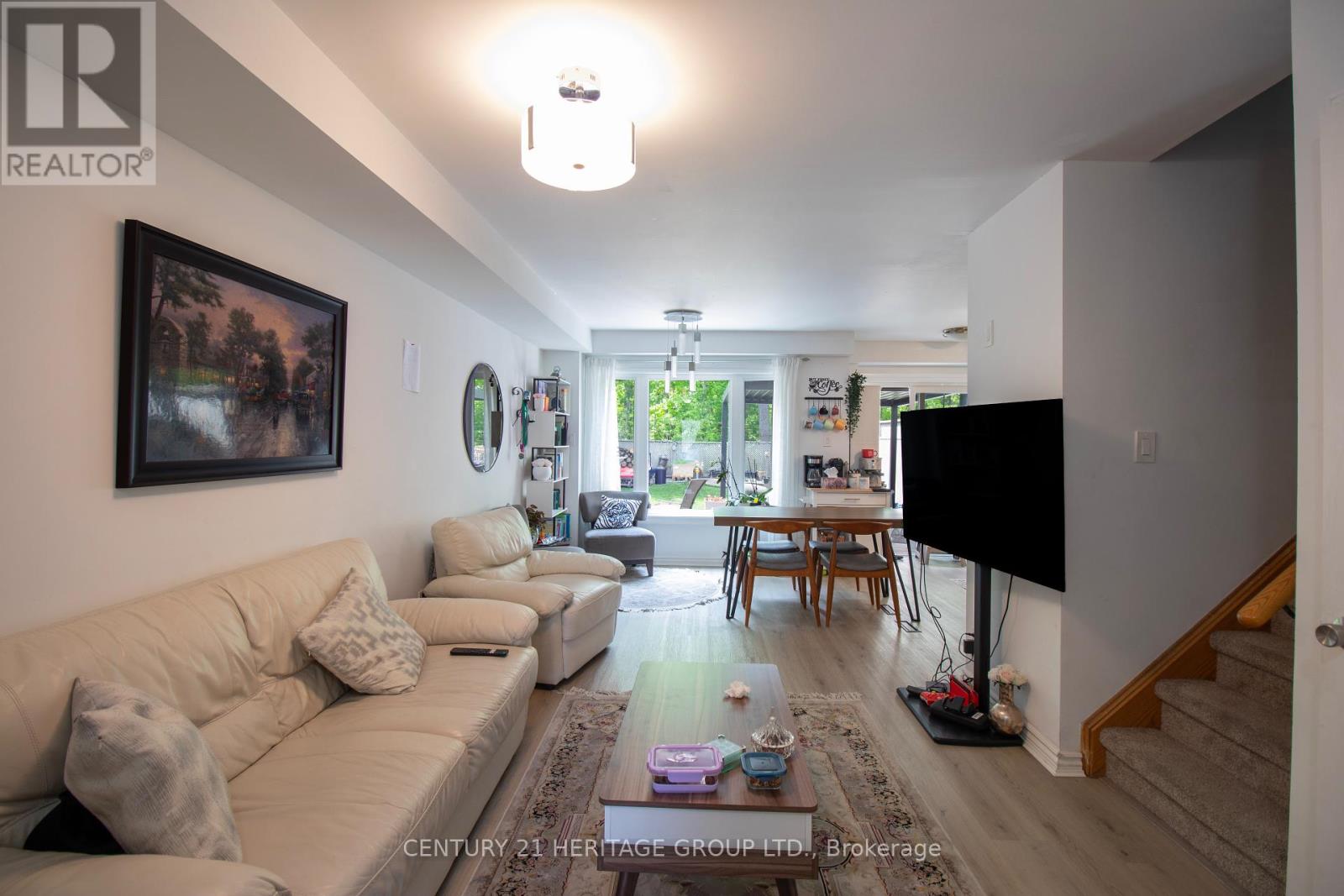 250 Ferndale Drive S, Barrie, Ontario  L4N 8J9 - Photo 7 - S12451317