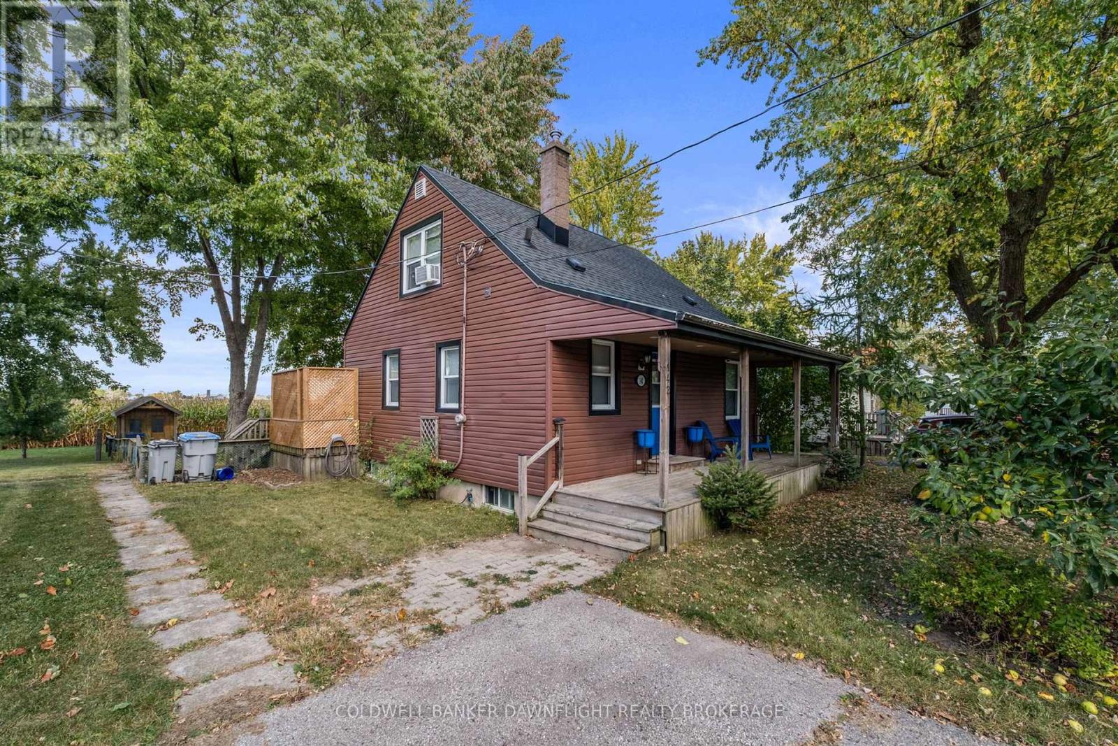 142 Algonquin Drive, South Huron, Ontario  N0M 1Y0 - Photo 2 - X12451455