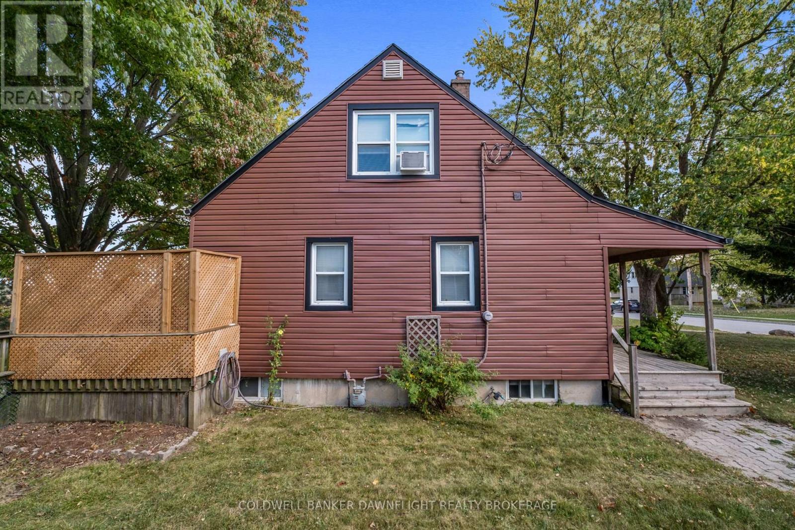 142 Algonquin Drive, South Huron, Ontario  N0M 1Y0 - Photo 3 - X12451455