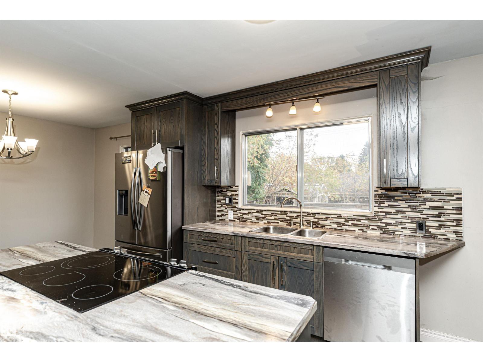 10619 149 St Nw, Edmonton, Alberta  T5P 1L9 - Photo 6 - E4461286