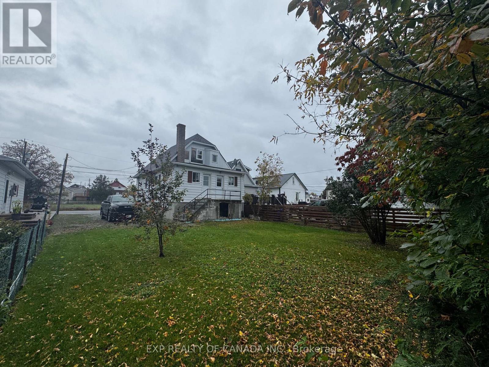 515 Cedar Street S, Timmins, Ontario  P4N 2J2 - Photo 2 - T12451495