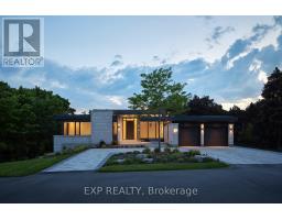 32 CLOVELLY ROAD, Ottawa, Ontario
