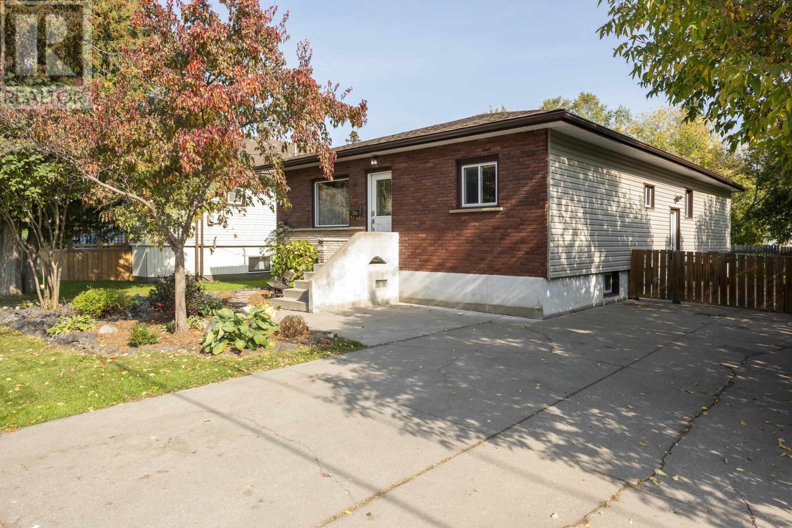 214 Fitzgerald St., Thunder Bay, Ontario  P7A 2N9 - Photo 1 - TB253118