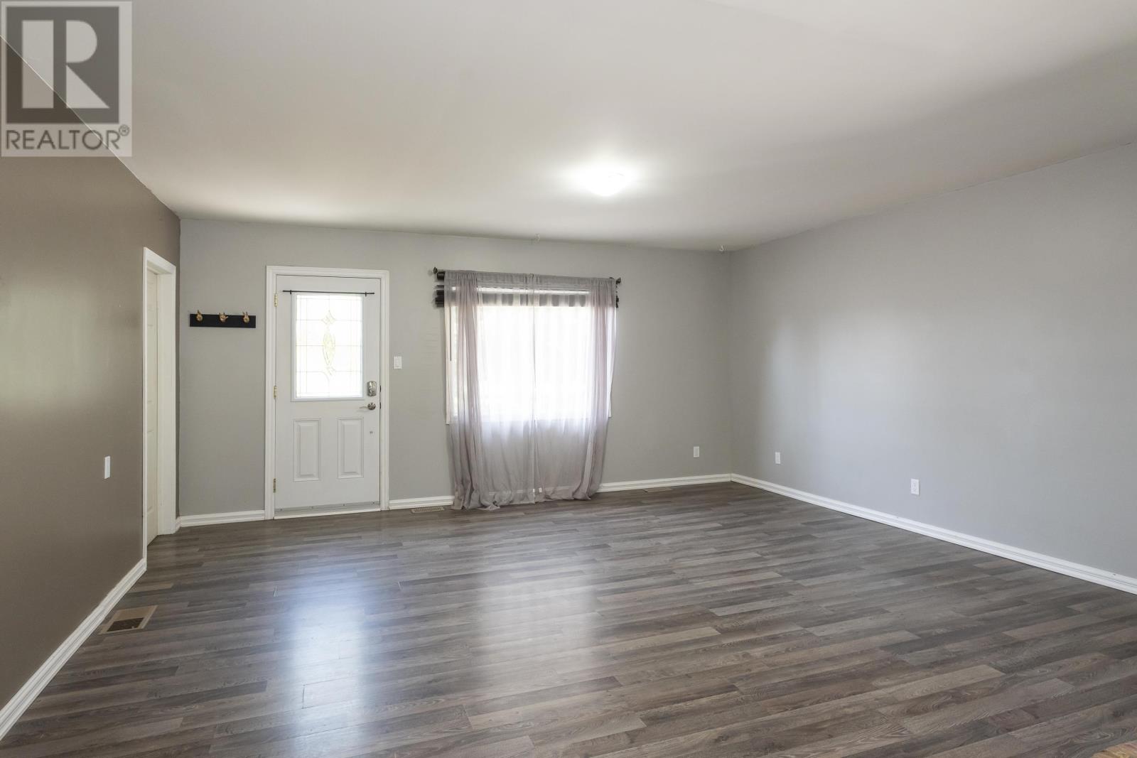 214 Fitzgerald St., Thunder Bay, Ontario  P7A 2N9 - Photo 4 - TB253118