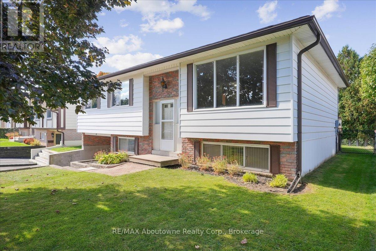 14 NORMAN AVENUE, Halton Hills, Ontario