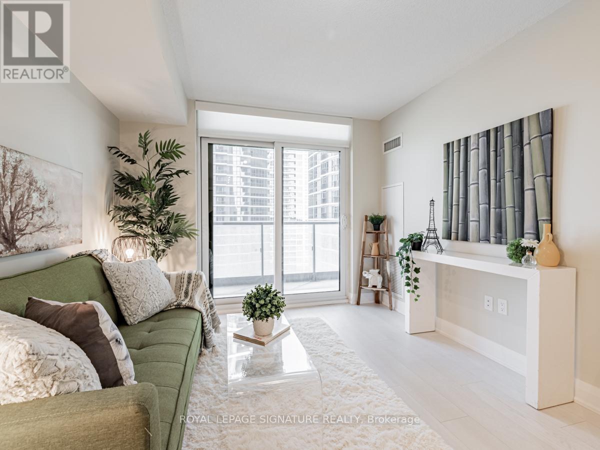 04 - 30 Gibbs Road, Toronto (Islington-City Centre West), Ontario  M9B 0E4 - Photo 12 - W12451288