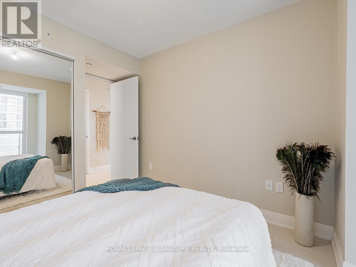 04 - 30 Gibbs Road, Toronto (Islington-City Centre West), Ontario  M9B 0E4 - Photo 21 - W12451288