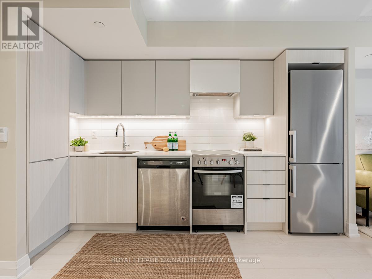 04 - 30 Gibbs Road, Toronto (Islington-City Centre West), Ontario  M9B 0E4 - Photo 4 - W12451288
