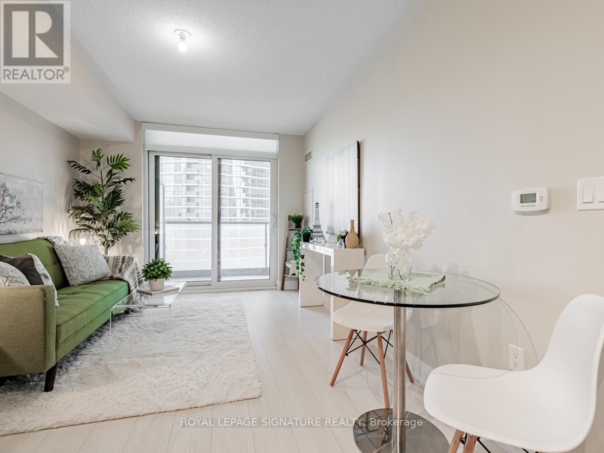 04 - 30 Gibbs Road, Toronto (Islington-City Centre West), Ontario  M9B 0E4 - Photo 8 - W12451288