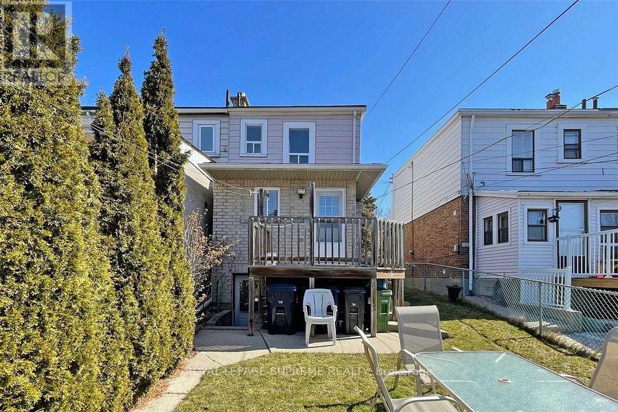 Main & Second Floor - 216 Silverthorn Avenue, Toronto, Ontario  M6N 3K4 - Photo 25 - W12451291