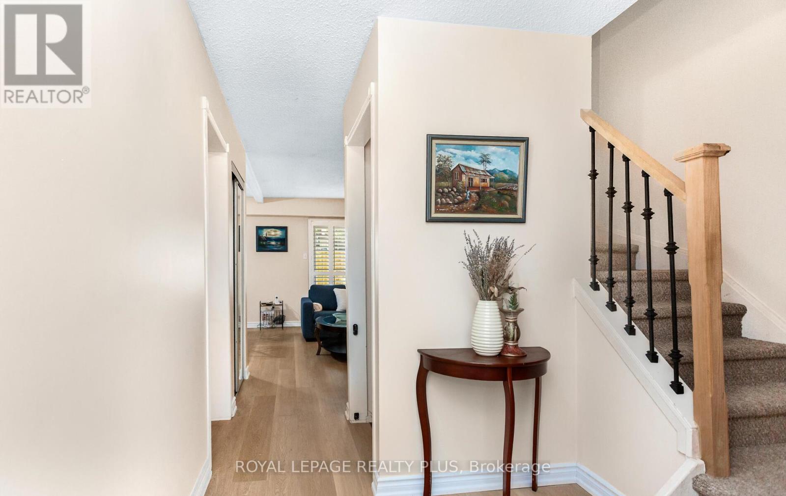 42 Gilmore Drive, Brampton (Madoc), Ontario  L6V 3K4 - Photo 4 - W12451292