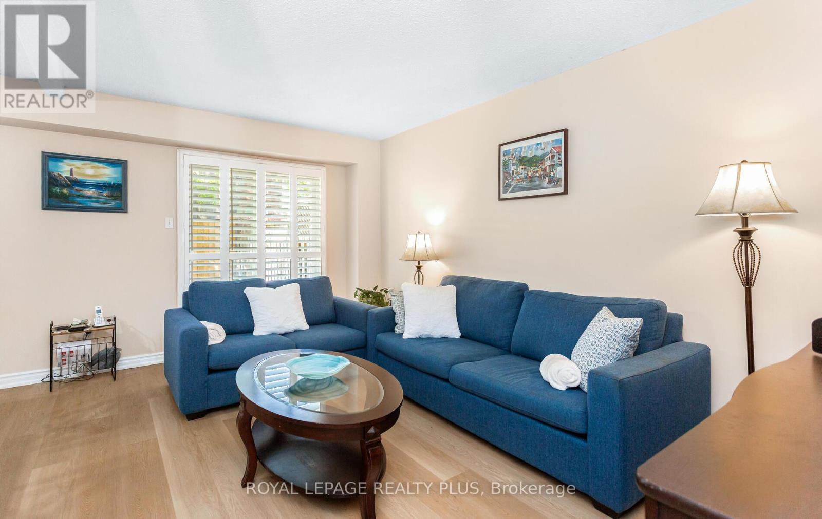 42 Gilmore Drive, Brampton (Madoc), Ontario  L6V 3K4 - Photo 5 - W12451292