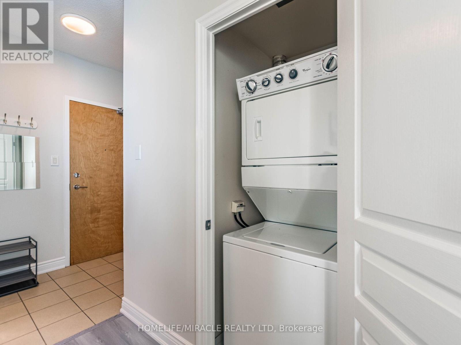 3107 - 3515 Kariya Drive, Mississauga (Fairview), Ontario  L5B 0C1 - Photo 25 - W12451302