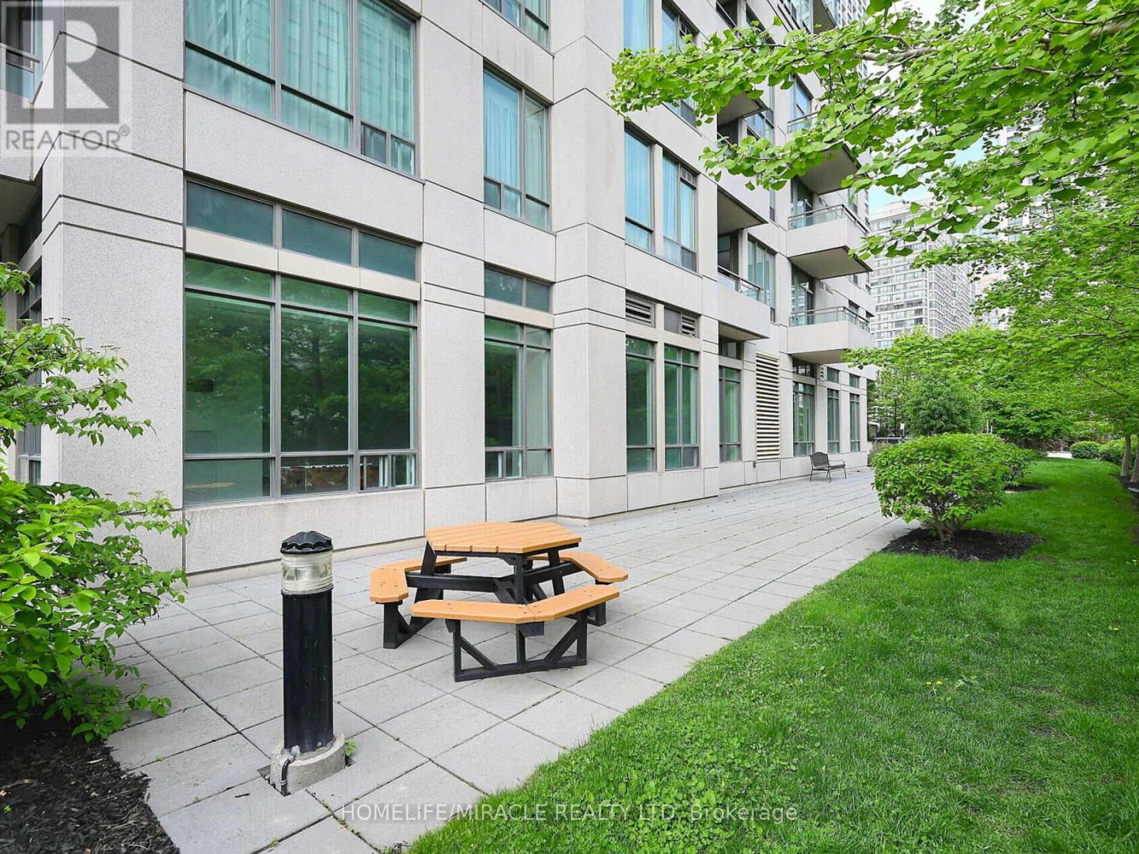 3107 - 3515 Kariya Drive, Mississauga (Fairview), Ontario  L5B 0C1 - Photo 39 - W12451302