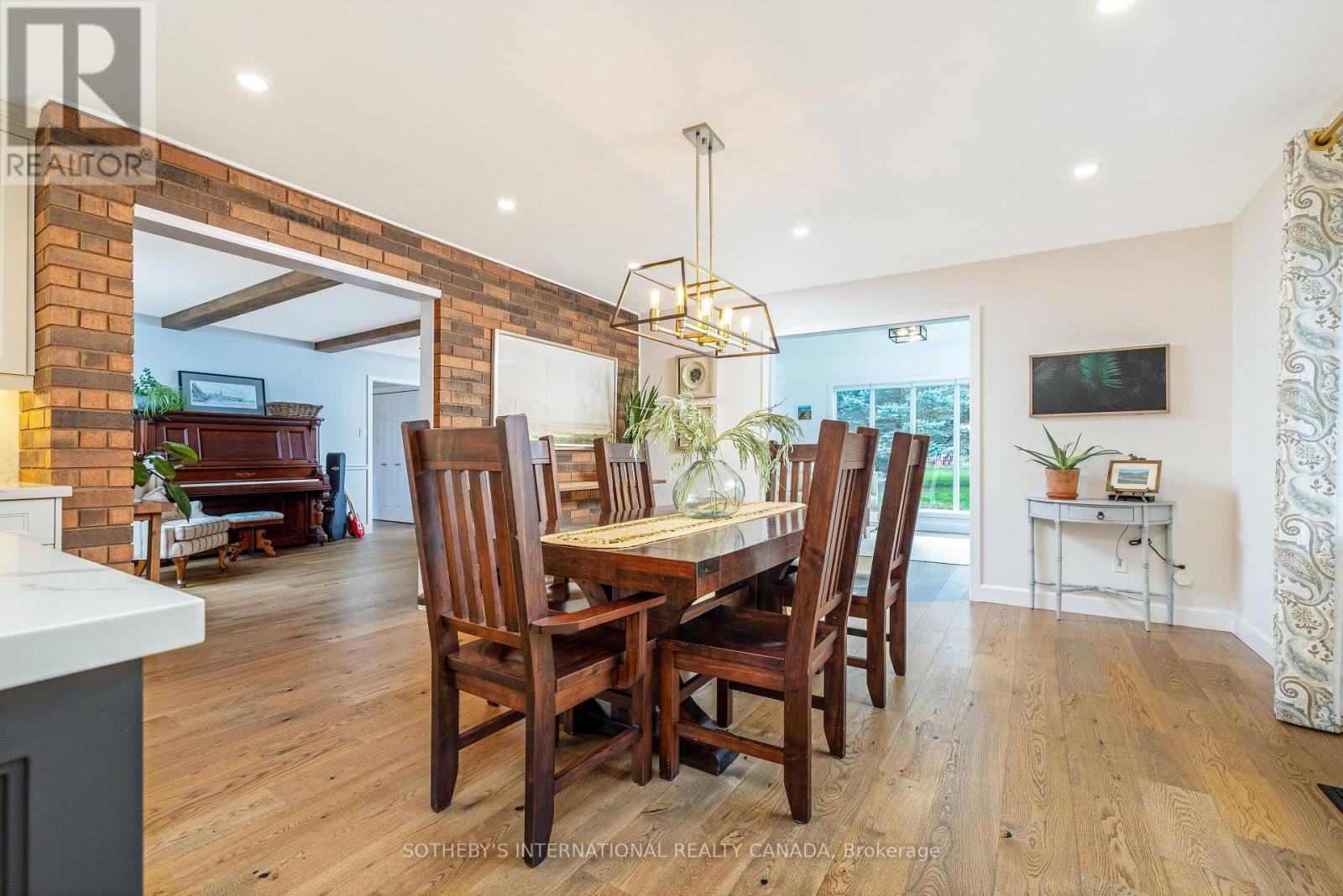 331 Wheelihan Way, Milton (Campbellville), Ontario  L0P 0A1 - Photo 19 - W12451306
