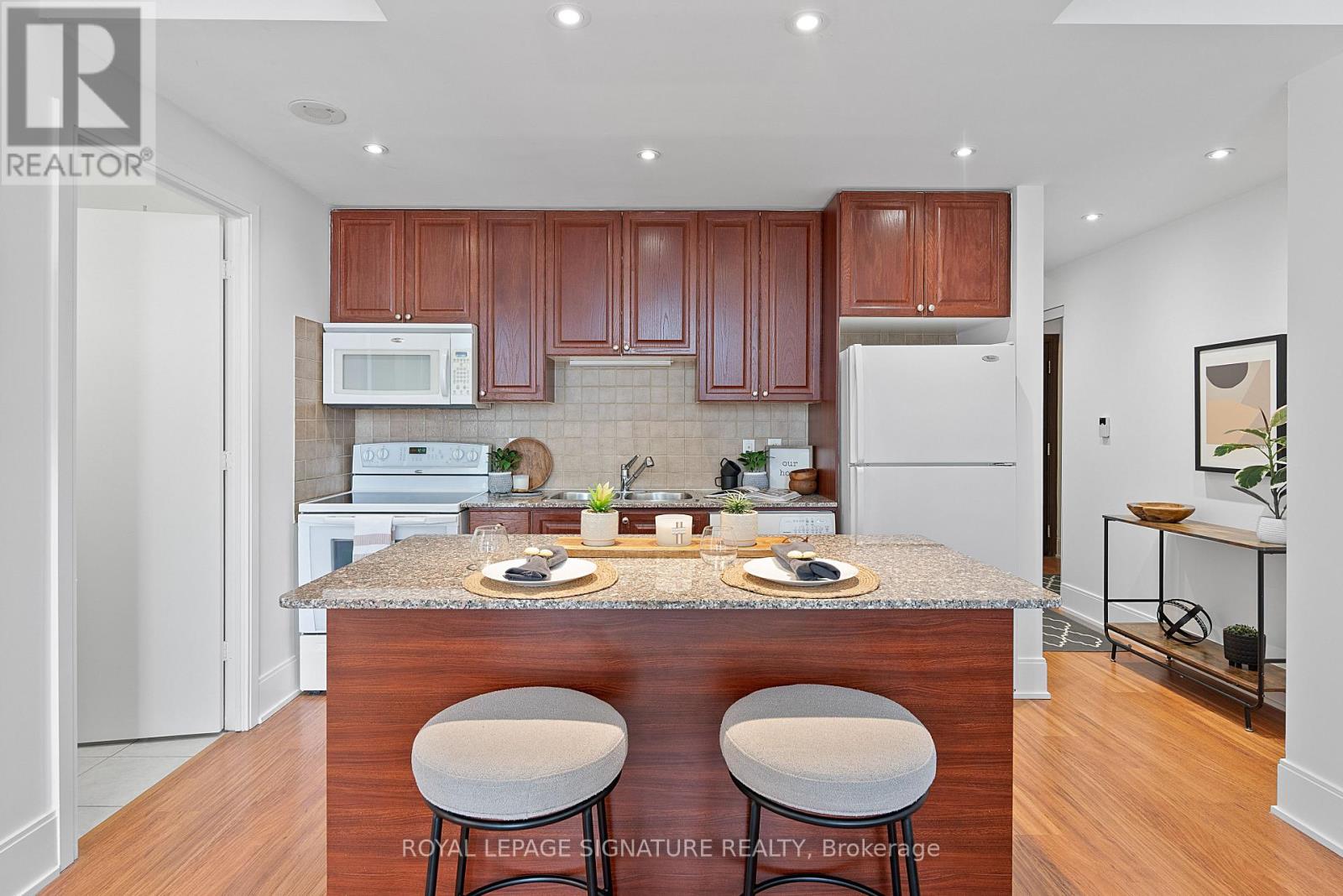 2645 - 35 Viking Lane, Toronto (Islington-City Centre West), Ontario  M9B 0A2 - Photo 10 - W12451325