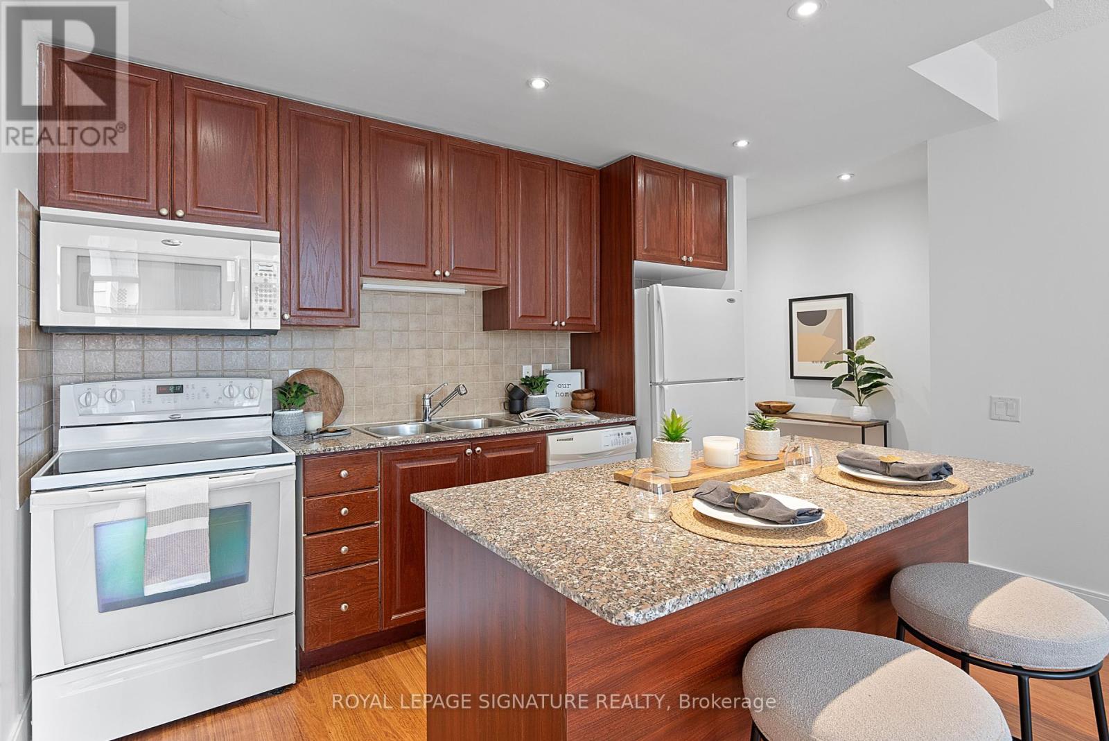 2645 - 35 Viking Lane, Toronto (Islington-City Centre West), Ontario  M9B 0A2 - Photo 11 - W12451325