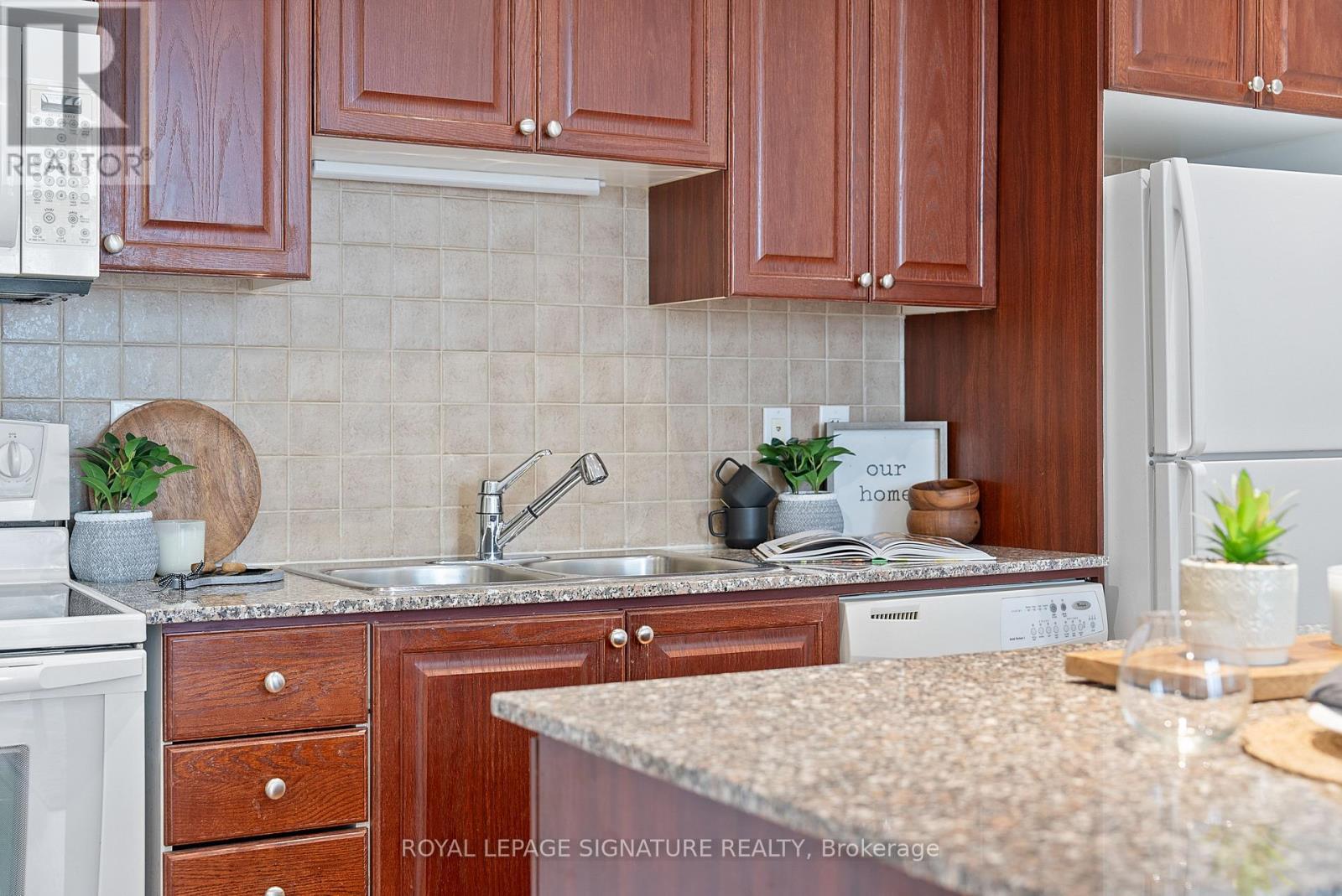 2645 - 35 Viking Lane, Toronto (Islington-City Centre West), Ontario  M9B 0A2 - Photo 14 - W12451325