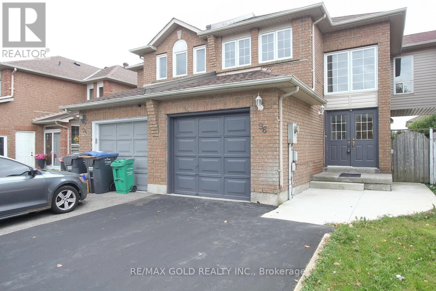96 Lauraglen Crescent, Brampton (Fletcher's Creek South), Ontario  L6Y 5A6 - Photo 3 - W12451327