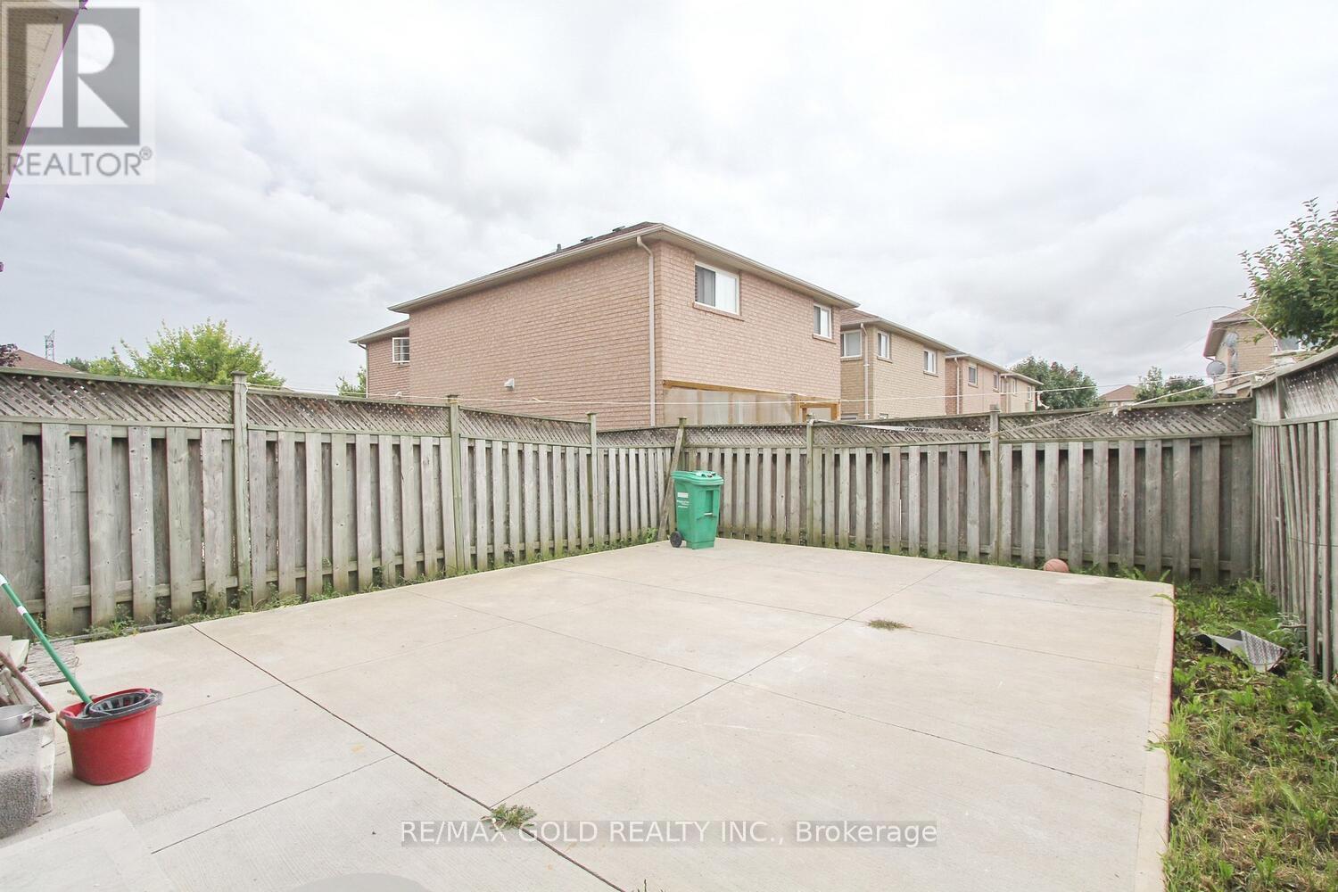 96 Lauraglen Crescent, Brampton (Fletcher's Creek South), Ontario  L6Y 5A6 - Photo 42 - W12451327
